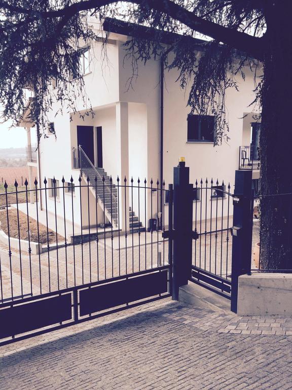 La Villa Bianca Guest House Cantù Extérieur photo